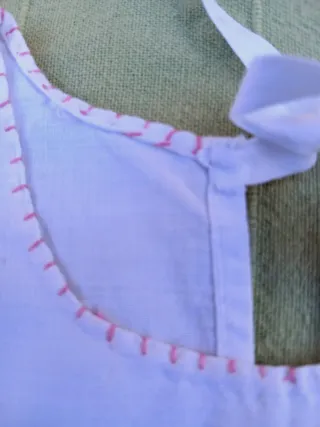 2 Camicioline nascita bianche ricamate antiche