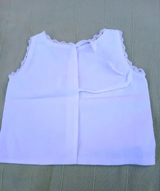 2 Camicioline nascita bianche ricamate antiche