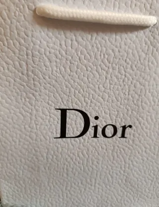 Dior Polvos Rosas con Logo