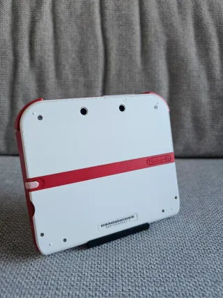 Nintendo 2DS Bianco con Scatola