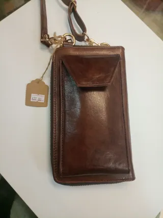 Cartera y funda móvil cuero marrón