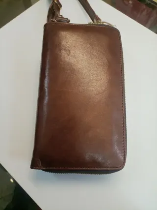 Cartera y funda móvil cuero marrón