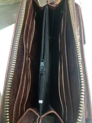 Cartera y funda móvil cuero marrón