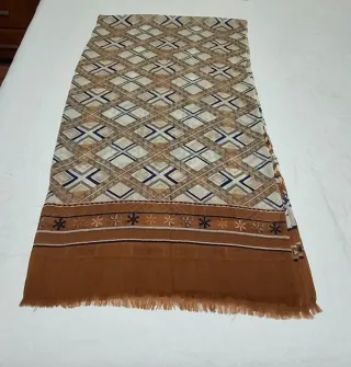 Bufanda Massimo Dutti geométrica