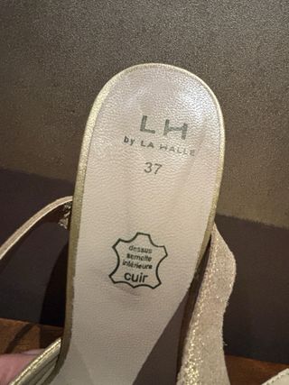 Sandalias doradas LH by La Halle Talla 37