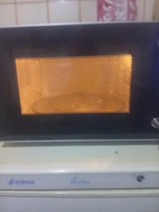 Microondas SilverCrest SMR 900 C2  .