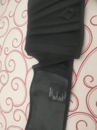 Faja lumbar moto negra