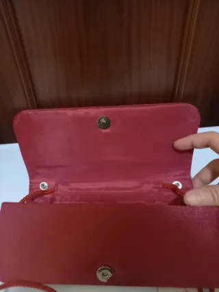 Pochette bordeaux con strass