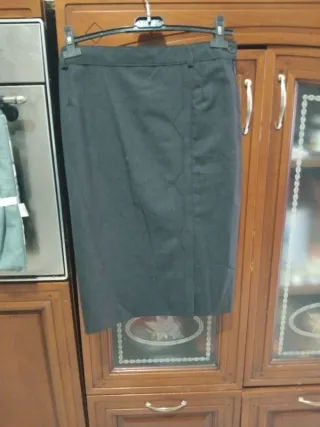 Gonna pura lana vergine