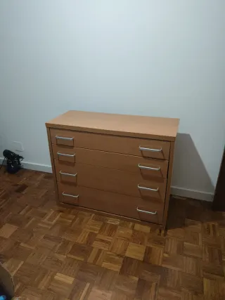 Cómoda 4 cajones + espejo