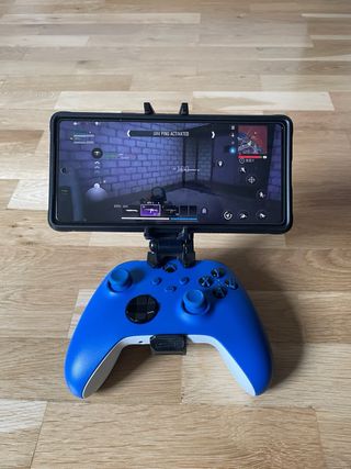 Soporte de móvil para mando de Xbox