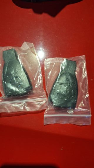 Lote Mercedes: Llaves y Cuero Cambio Marchas