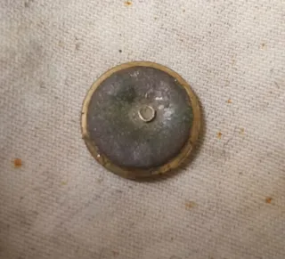 Botón militar español antiguo