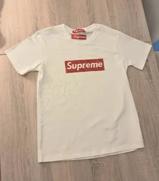 Camiseta Supreme Blanca