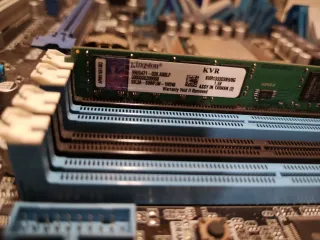 Intel i5 + placa ASUS + 8GB RAM Kingston