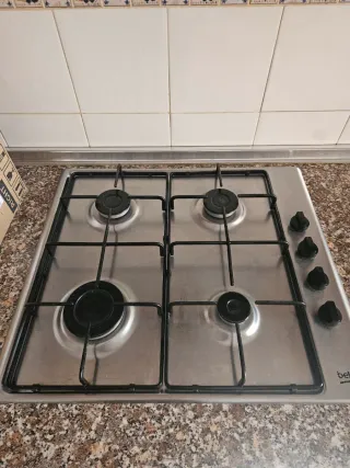 Vitrocerámica Beko 4 fuegos