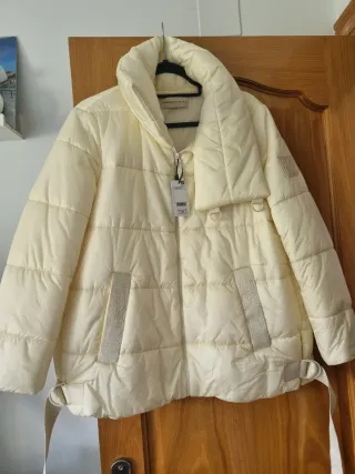 Anorak Purificación García Beige
