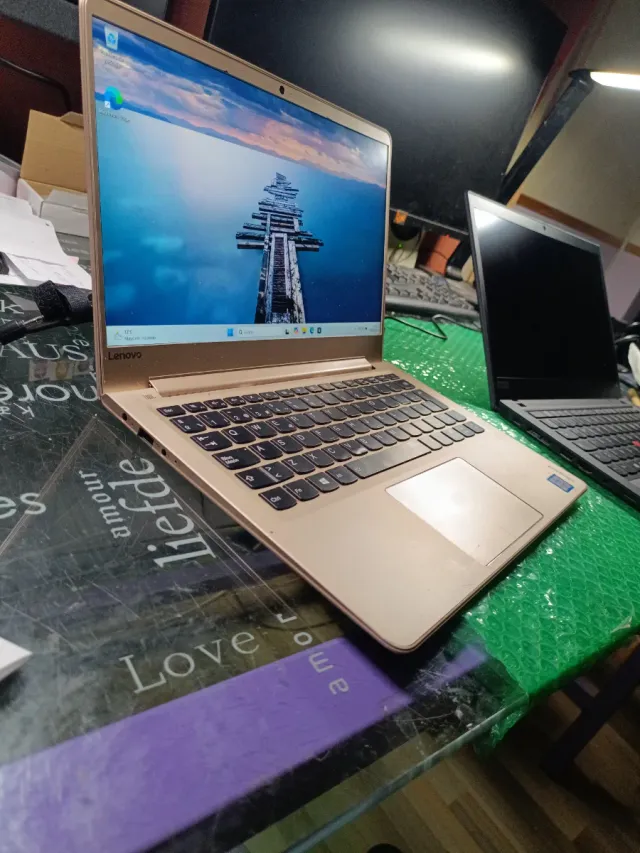 Portatile Lenovo Ideapad 710S Dorato