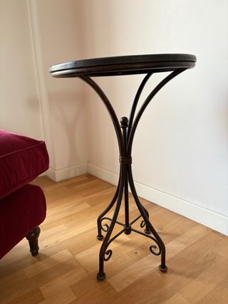 Mesa auxiliar metal y madera