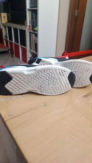 Zapatillas Puma X-Ray Lite (usadas en 2 ocasiones)