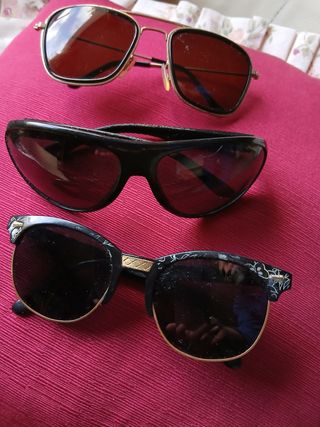 Tris occhiali da sole