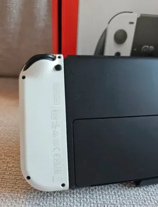 Nintendo Switch OLED IMPOLUTA!!