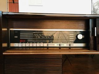 Mueble Radio Grundig Vintage Años 70