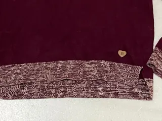 Jersey granate Brownie