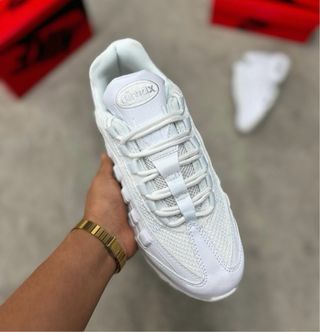 Nike Air Max Blancas y negras