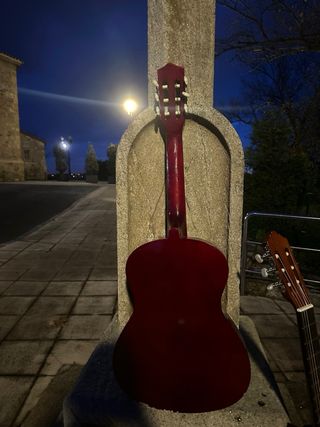 Guitarra española usada