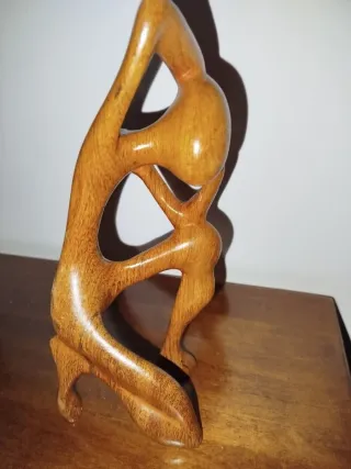 Statuetta Africana in Legno
