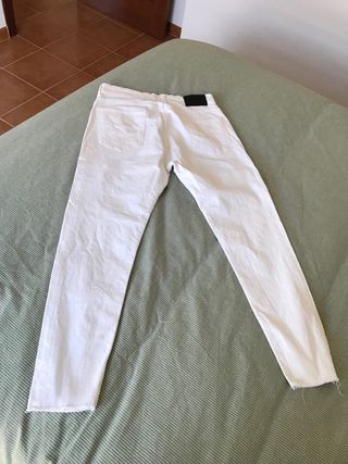 Jeans ZARA blancos