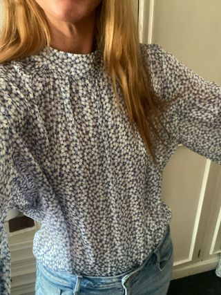 Blusa Margarita Azul y Blanca