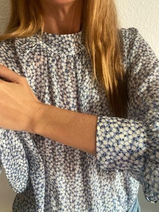 Blusa Margarita Azul y Blanca