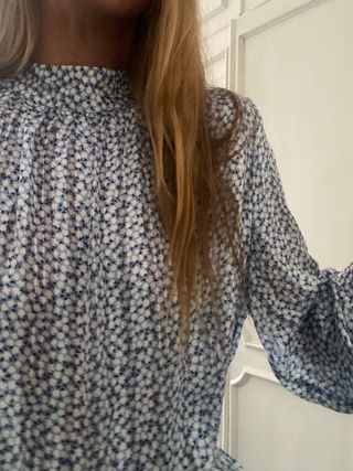 Blusa Margarita Azul y Blanca