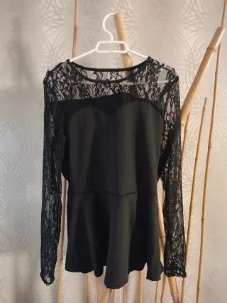 Camiseta encaje negra talla M nueva