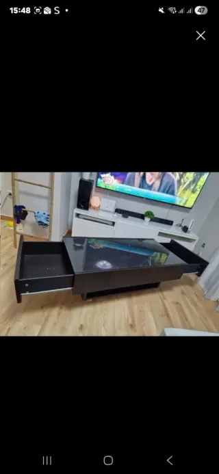 Mesa de centro de cristal negra