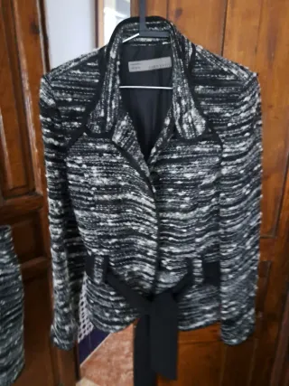 Traje Chaqueta Zara Negro y Blanco
