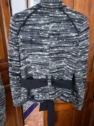 Traje Chaqueta Zara Negro y Blanco