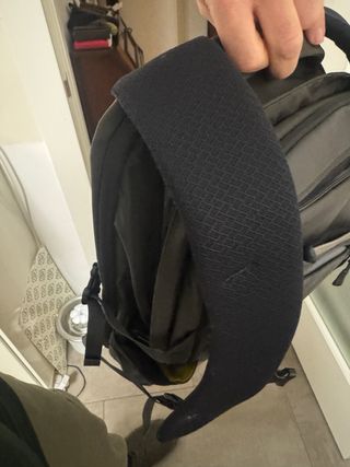 Mochila The North Face Verde, Negra y Gris