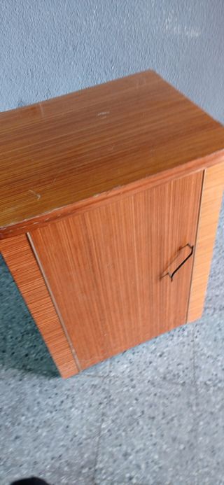 Máquina de coser Singer vintage años 1960