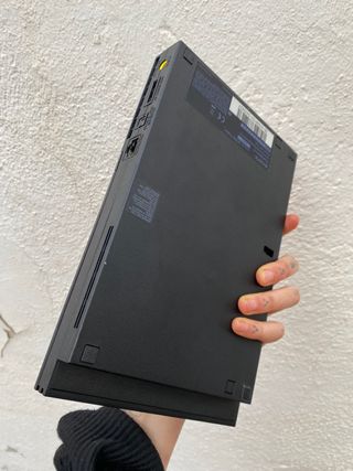 Consola PlayStation 2 nera + 1 controller