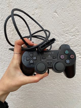 Consola PlayStation 2 nera + 1 controller