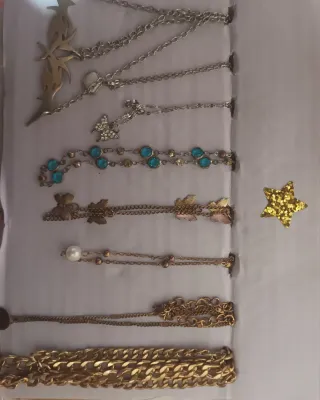 Lote Collares Dorados y Plateados