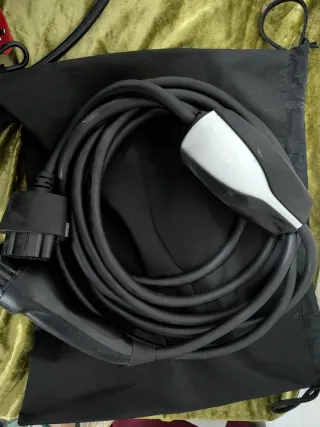 Tesla UMC Gen 1 Trifase 11kW + Adattatori