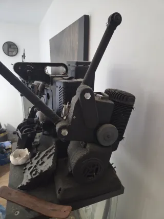 Más de 100 artículos de protectores, cámaras...