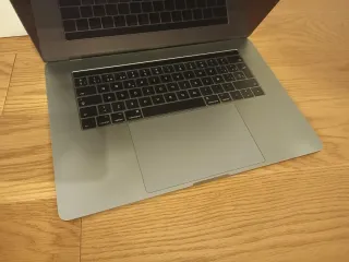 MacBook Pro A1707 (2017)