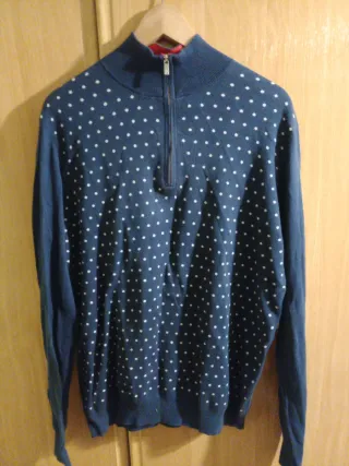 Jersey Carolina Herrera azul con lunares blancos