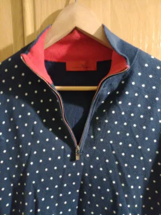 Jersey Carolina Herrera azul con lunares blancos