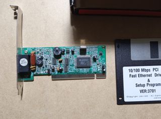 Adaptador Edimax Fast Ethernet PCI